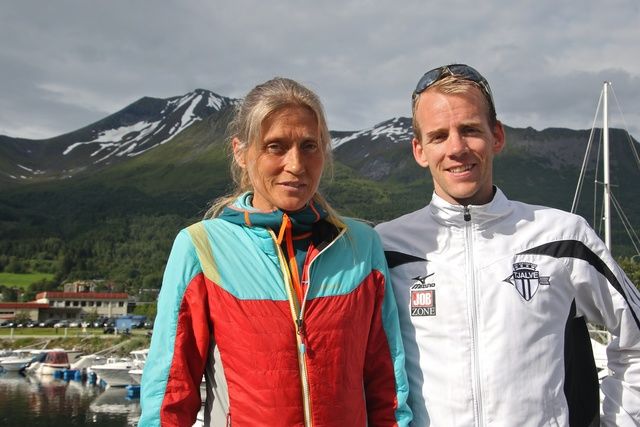 Anita Håkenstad Evertsen og Erling Hisdal vant motbakkeløpet Saudehornet Rett Opp i Ørsta på Sunnmøre. Foto: Martin Hauge-Nilsen