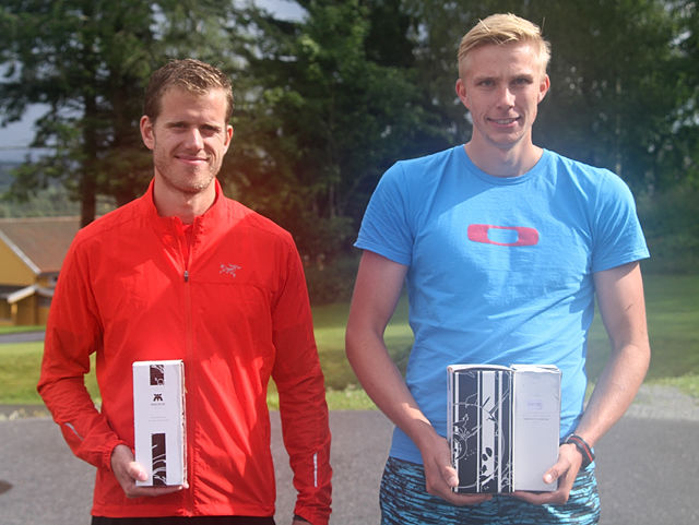 Espen Rusten (til h.) og Frode Stenberg ble hhv. totalvinner og vinner av politi-NM på halvmaraton.