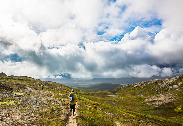 Naturen som møtte løperne i Salomon Trail Tour i Lofoton, var storslagen. (Foto: Mats Grimsæth)