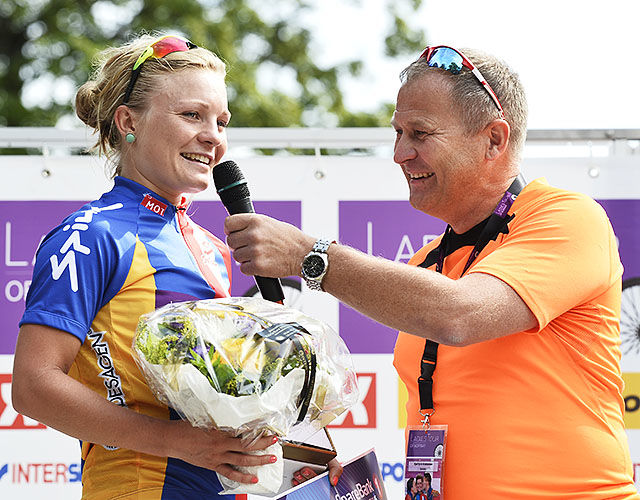 Emilie Moberg var strålende fornøyd etter å ha spurtet inn til 3. plass i dagens etappe i Ladies Tour of Norway. (Alle foto: Bjørn Johannessen)