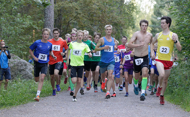 Starten på starten av høstsesongen i løpskarusellen Ulsrudvann Rundt. Foto: Per Inge Østmoen