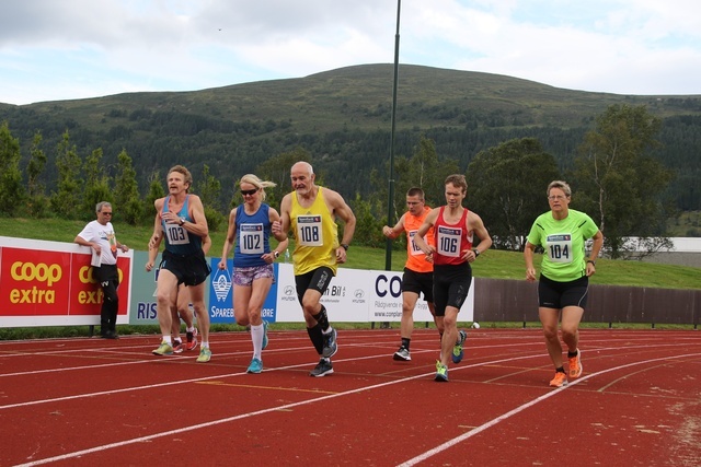 Starten av maraton. Foto: Martin Hauge-Nilsen