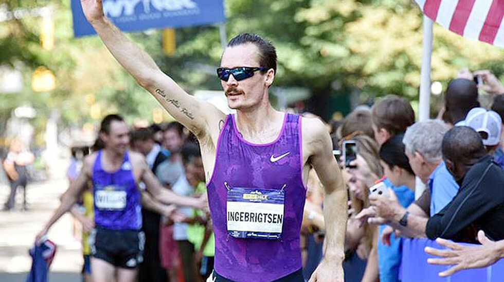Henrik Ingebrigtsen slo flere sterke løpere da han kom på 3. plass i 5th Avenue Mile i New Yorks gater (Foto: Arrangøren)