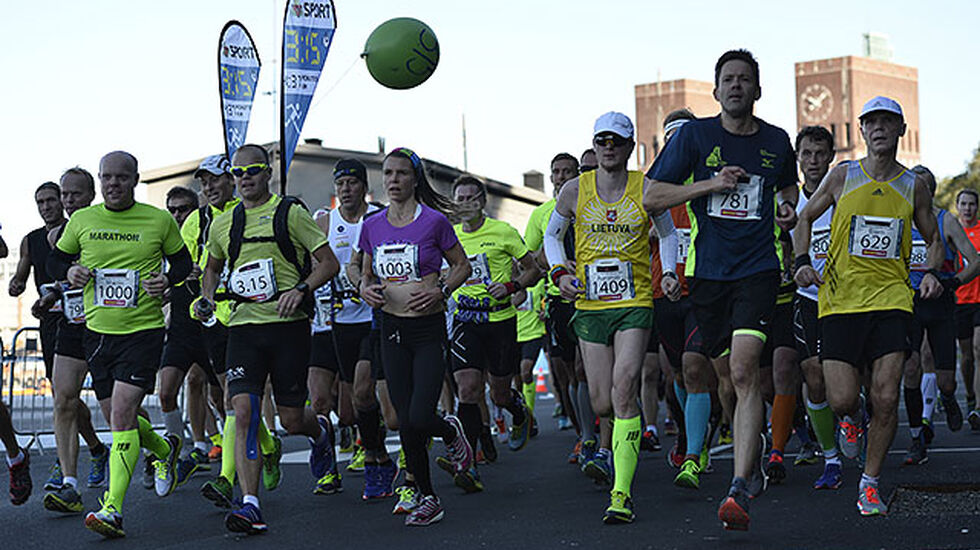 3.15-pulja på maraton med fartsholdere. Foto: Bjørn Johannessen