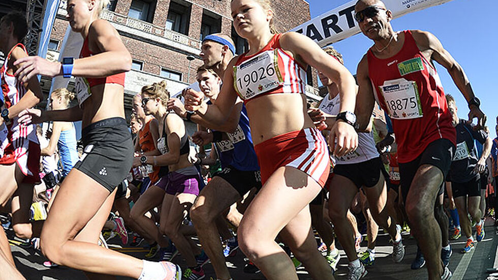 Halvmaratonstart i 2015. Foto: Bjørn Johannessen