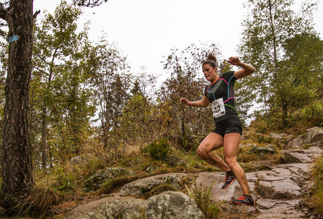 Ingeborg Dahl, Ringkollen SKiklubb vant kvinneklassen i Salomon Trail Tour på Sognsvann. Foto: Kyle Meyr