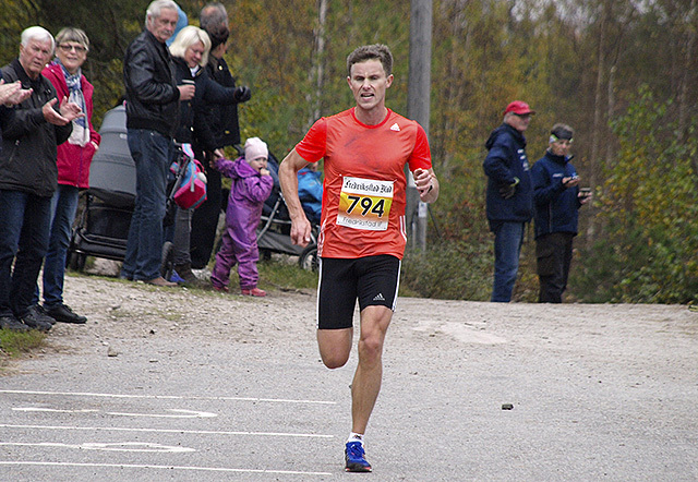 Herrevinner Andreas Myhre Sjurseth, SK Vidar.  Foto: Rolf B. Gundersen.