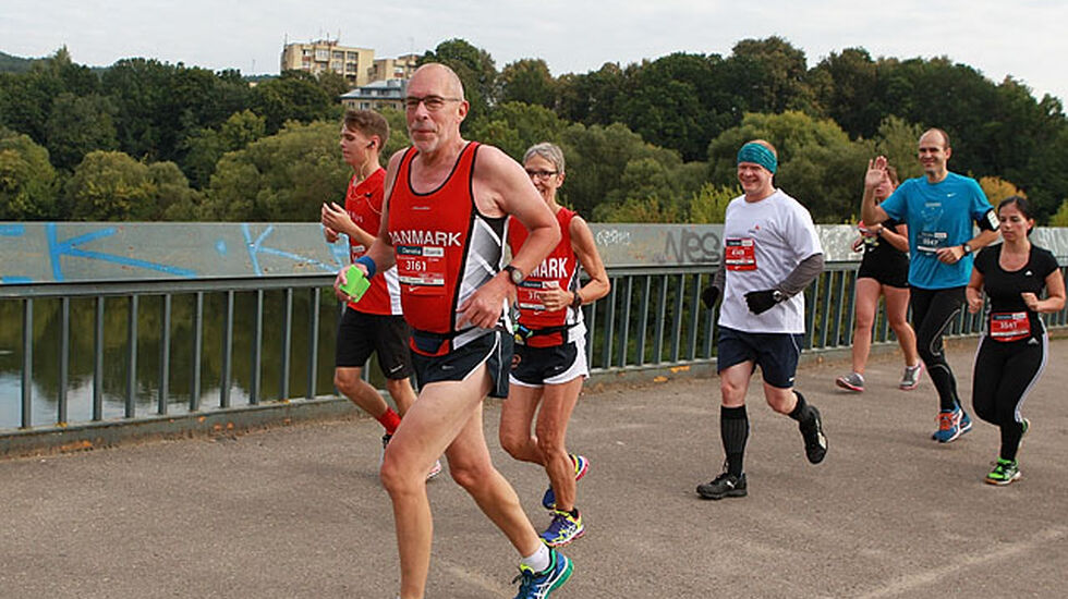Mange danske deltakere i Danske Bank Vilnius Marathon. (Foto: Kjell Vigestad)