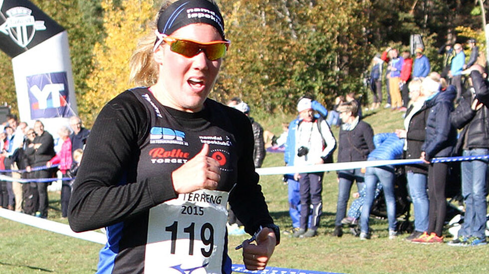 Maria Wågan tok en klar seier i det første løpet i Trøndersk Vinterkarusell. På bildet ser vi henne under NM terrengløp sist helg der hun ble nummer 13. (Foto: Runar Gilberg) 