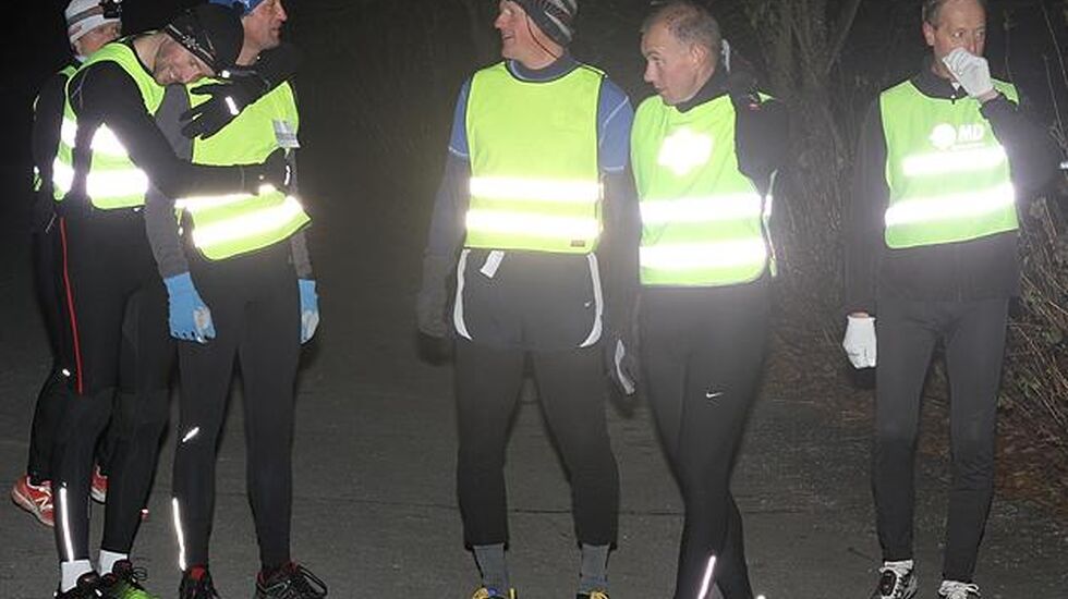 Munter stemning før start i 2012: Fra v. Bente Langøigjelten (delvis skjult), Arild Dahl, Miroslaw Baran, Kjell-Petter Ellingsbø, Geir Arne Fremstad og Nils Erik Grønseth.