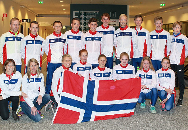 Lagbilde med nesten alle løpere på plass. Bare Jakob Ingebrigtsen og Live Solheimdal manglet da bildet ble tatt tidlig på ettermiddagen, men de kom senere på kvelden.