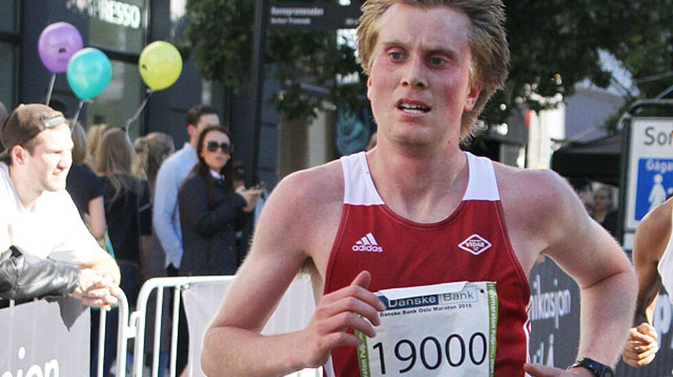 Sondre Nordstad Moen må løpe under 2.12 på maraton for å være sikra OL-tur. (Foto: Runar Gilberg)