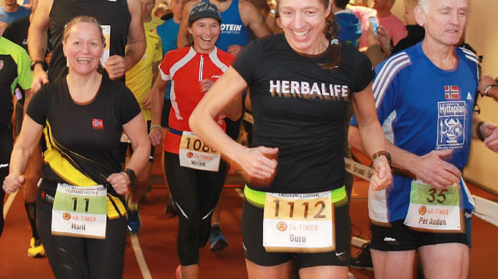 God stemning i startfeltet rett etter start (foto: Kjell Vigestad).