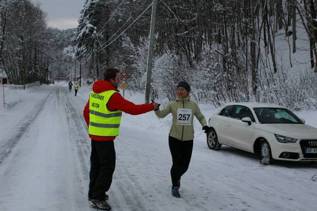 Som regel er det mildvær og bare veger innover Brusdalen i romjulen. Men i fjor var det, en sjelden gang, snødekte veier og kuldegrader. Foto: Kjell Vigestad