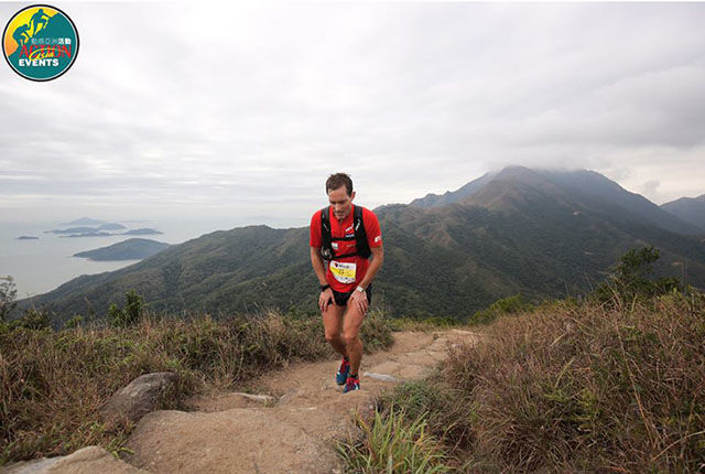Eirik Haugsnes løp inn til 2. plass i det 50 km lange terrengløpet på Lantau Island, Hong Kong. (Foto: Action Asia Events)