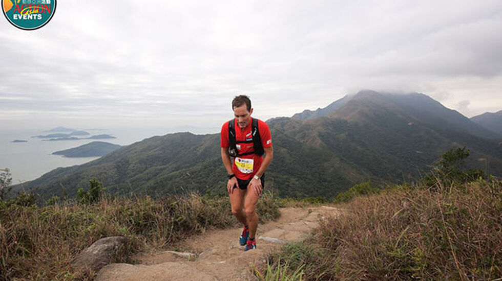 Eirik Haugsnes løp inn til 2. plass i det 50 km lange terrengløpet på Lantau Island, Hong Kong. (Foto: Action Asia Events)