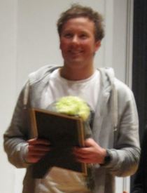 emil_270x354