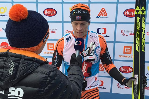 Petter Eliassen intervjues etter seieren. Foto:  Thomas Alsgaard