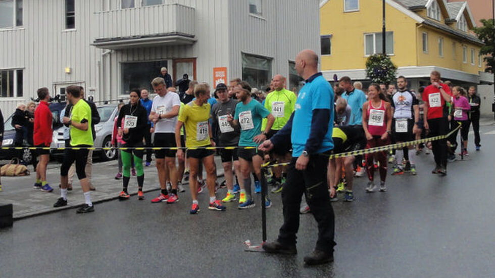 Fra starten på halvmaraton i AN-Mila i 2015. Foto: Guro Karstensen