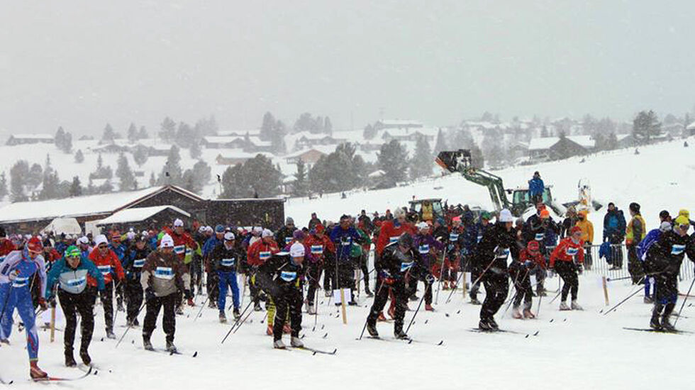 Starten på årets Furusjøen Rundt. Foto: Lars Tungen