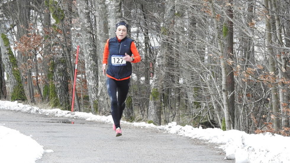 Inger Saanum, GE Healthc beste dame på 10 km på 39.29. Foto: Arrangør