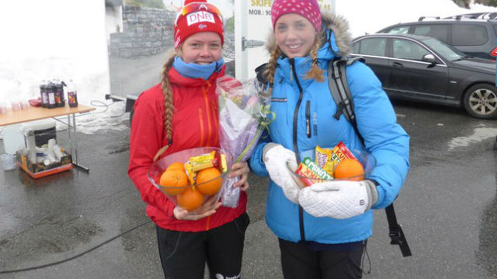 De to beste jentene under Rypeskarrennet 2016: Karoline Erdal (til v.) og Inga Kårstad Skaar. (Arrangørfoto)