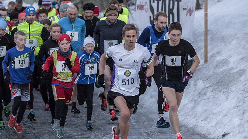 Fra starten på 5 km på Leangen. (Foto: Trond Einar Brobakk)