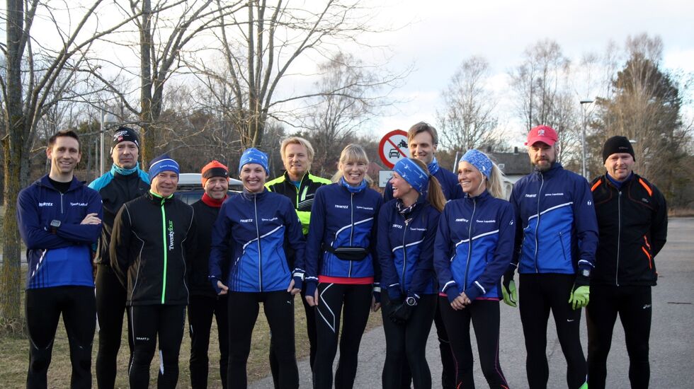 Her er en gjeng fra løpeklubben samlet til trening 31. mars i år (foto: Beate Husby).