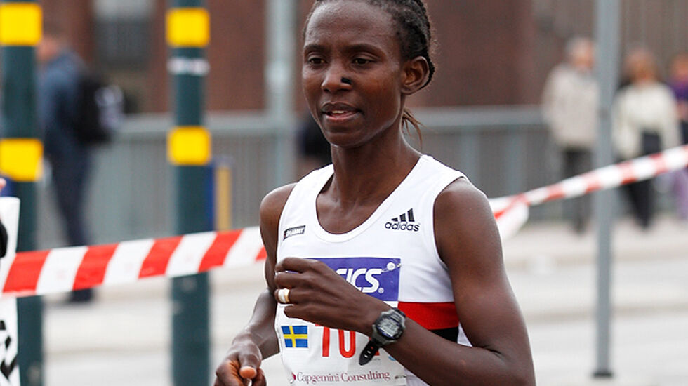 Alle gode ting var ikke tre for Isabellah Andersson da hun prøvde å klare det svenske OL-kravet - under svært så tøffe forhold i Zürich Marathon. (Arkivfoto: Per Inge Østmoen)