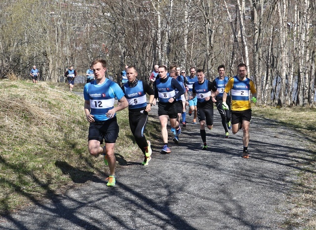 Ola Lillehaug leder ann og vinner. Foto: Arild Foldal