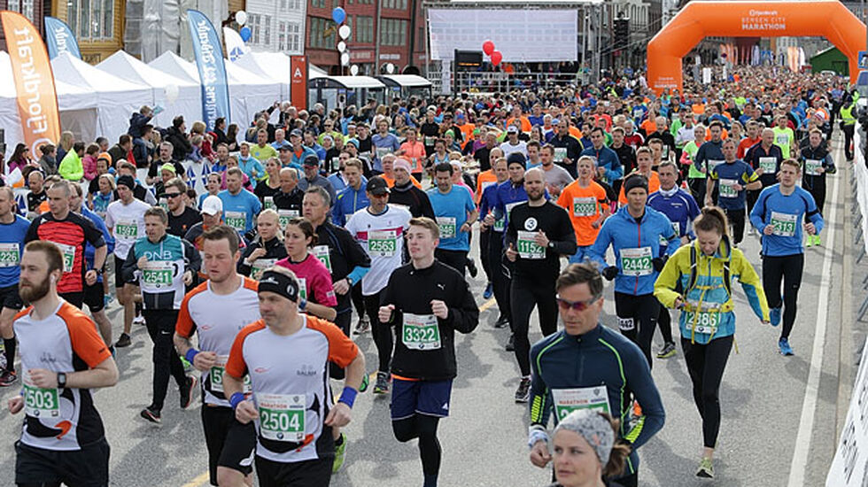 Stort startfelt: Halvmaraton har flest deltakere av fem løpstilbud i BCM med 5000 påmeldte og ca. 4300 startende. (Foto: Kjell Vigestad) . 