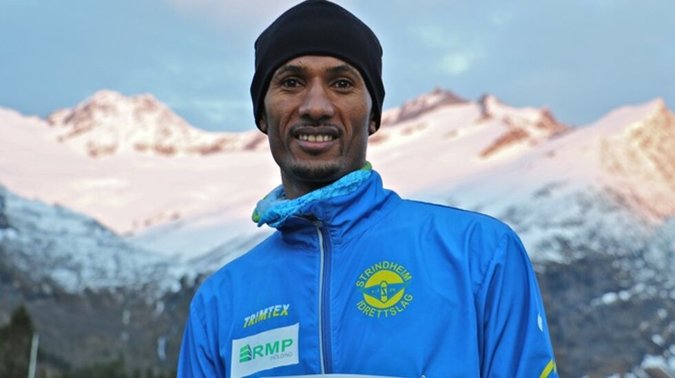 Ebrahim Abdulaziz satte løyperekord på Konradløpet. Den lyder på 13:30. Foto: Martin Hauge-Nilsen