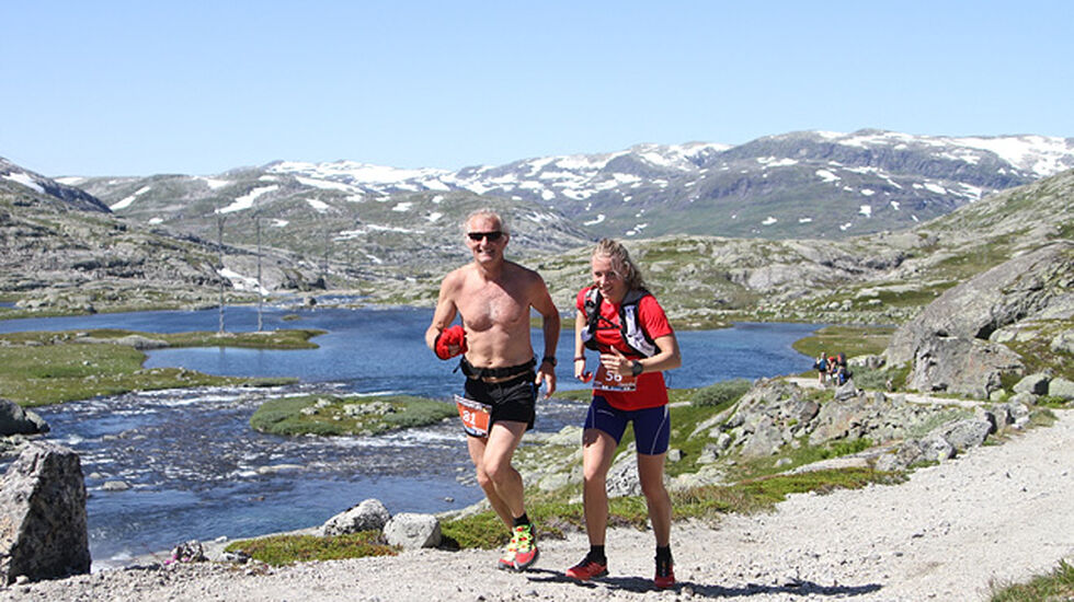 Været kan variere langs Rallarvegen, men omgivelsene er uansett idylliske. (Foto: Runar Gilberg)