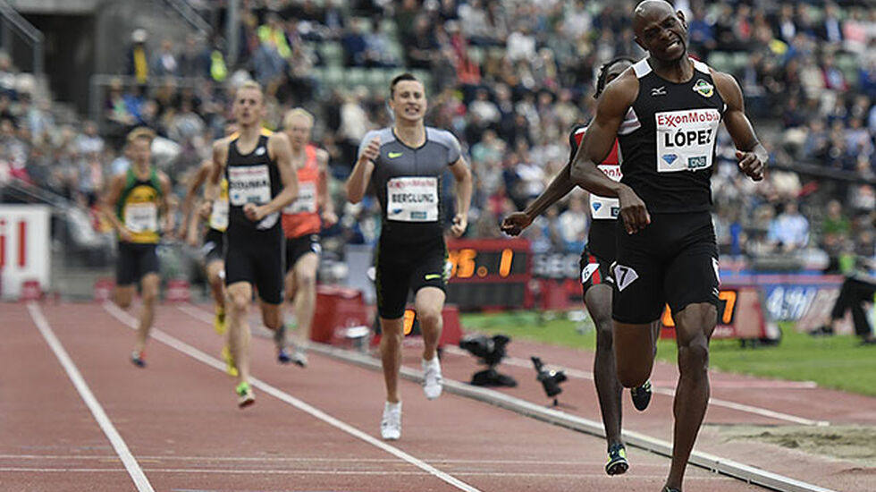 Yeimer Lopez tok en klar seier i det nasjonale heatet på 800 m. (Foto: Bjørn Johannessen) 