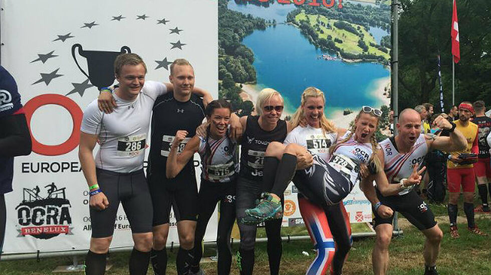 De norske deltakerne. Kristian Garberg Skjerve, Erik Woodward, Camilla Raade Paulsen, Mona Strande, Hege Jeanette Henriksen, Mari Weider og Martin Weider - klare for EM! (Foto: Hege Jeanette Henriksen)