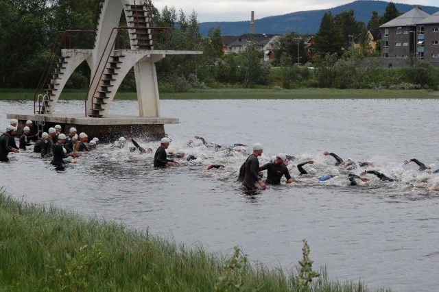 Fra starten på Prestsjøen lørdag. (Arrangørfoto)