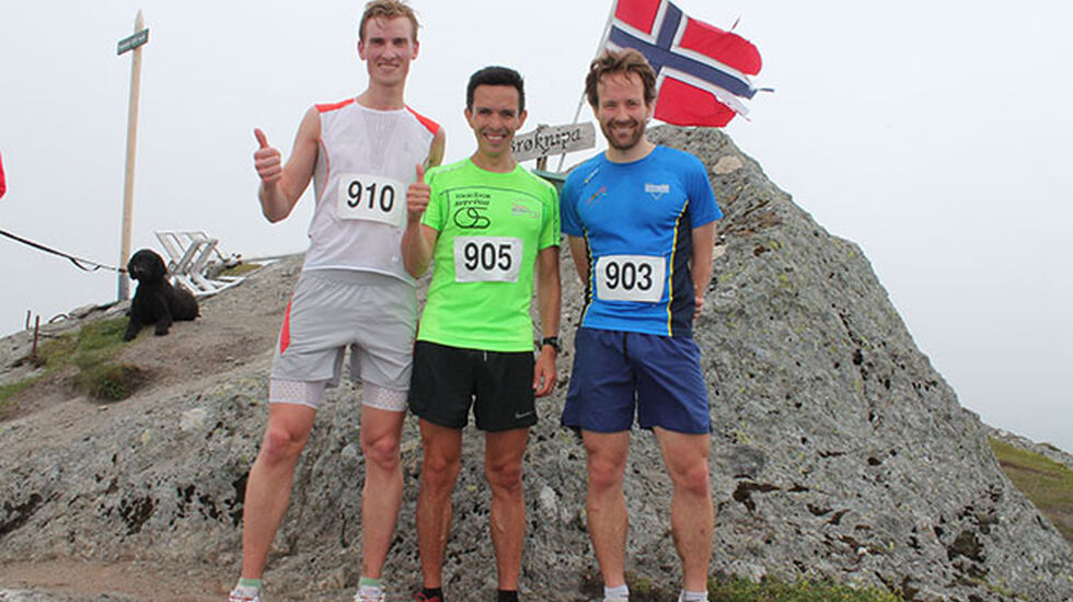 Sigerspallen i herreklassen. Frå venstre Mats Mollandsøy (nr. 3), Andreas Søfteland nr 1. og Ørjan Nilsen (nr. 2).