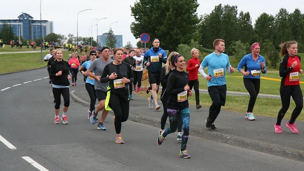 Fra årets Midnight Sun Run som gikk under gode løpsforhold (Foto: marathon.is/Anna Lilja)