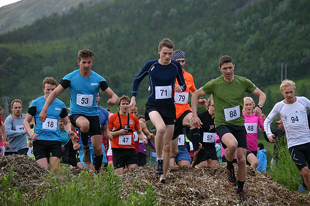 Fellesstarten har gått. Foto: Liza Goodwin