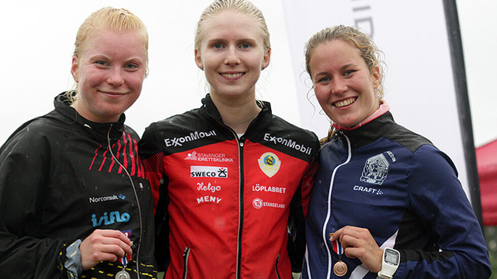 Ida Meli Narbuvoll, Ida Elise Nymoen Eltervaag og Lisa Maria Thomassen