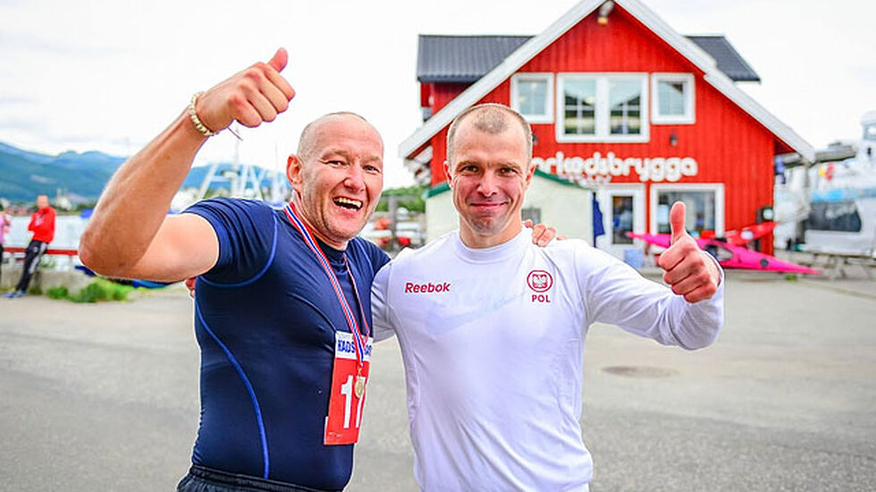 Damien Smelter og Btaiej Stankiewicz vant henholdsvis Maraton og halvmaraton i Stokmarknes i den 29.utgaven av Hadsel Maraton. Foto: Paal Fondevik