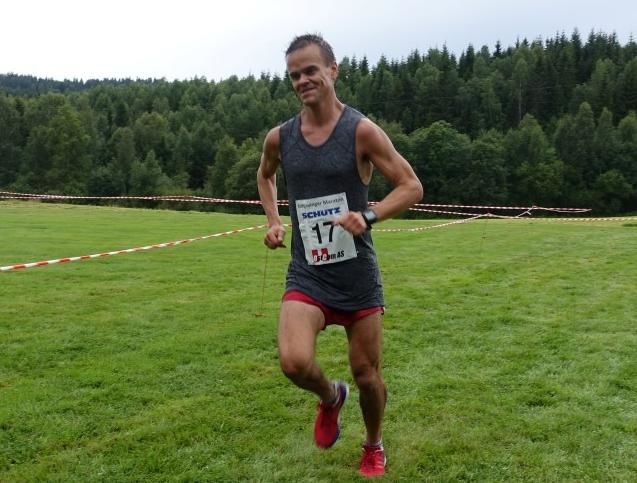 Trond Hansen inn til seier på maraton på 3.01.18. Kondis' annonsesjef vant vant også distansen i 2012 og 2013. (Foto: Pål Evensen)