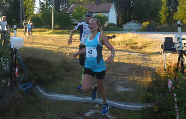 Christine Nystuen gjorde et nytt godt løp og ble beste dame i Finnskogløpet. (Foto: Jan Høiden)