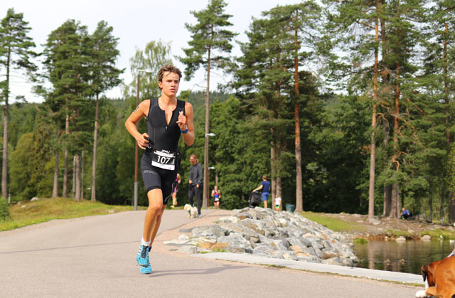 Emil Wiig under Oslo Triatlon i år.