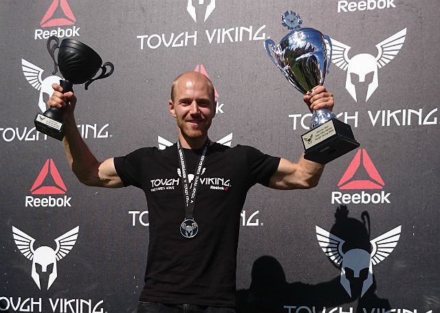 Simon Løvås, Nordens beste hinderløper, 2016.