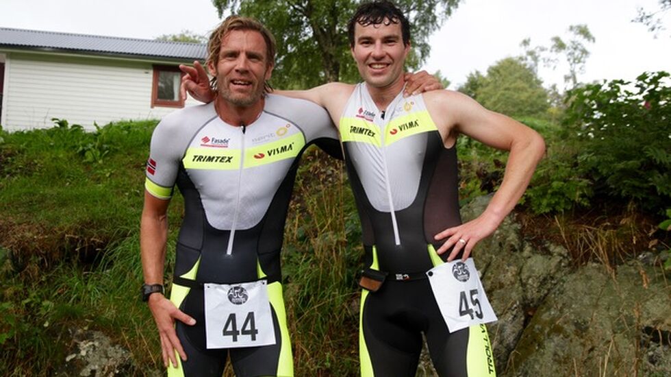 Knut Anders Fostervoll til venstre blei nummer to i Ålesund Triathlon, mens André Løseth til høyre vant dagens konkurranse i Ålesund. Begge representerer Trollveggen Triathlon.