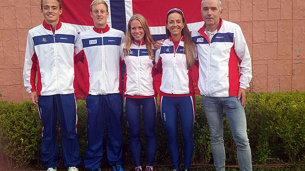 Det norske laget i VM: Stian Øvergaard Aarvik, Torstein Tengsereid, Hanne Mjøen Maridal, Anita Iversen Lilleskare og lagleder Jarl Gaute Aase.