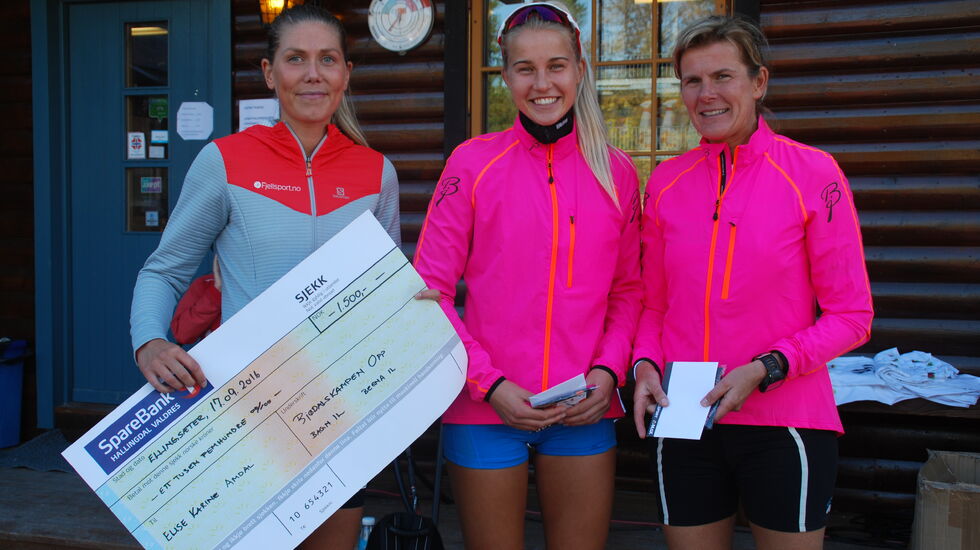 Topp 3 i kvinneklassen (foto: Anne Dyve).
