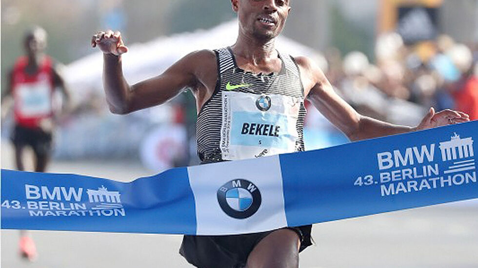 Vant tvekampen: Kenenisa Bekele vant en tøff og spennende dell med Wilson Kipsang og var bare seks sekunder etter verdensrekorden. (Foto: arrangøren)
