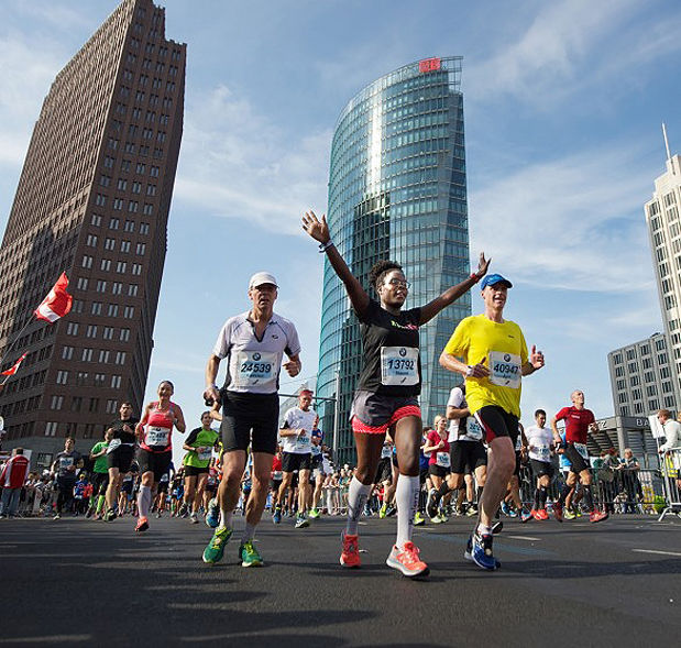 Potsdamer_Plass_trolig_berlinmarathon-035_619pix